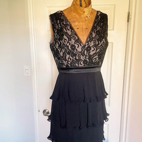 BCBG party dress - Picture 1 of 3
